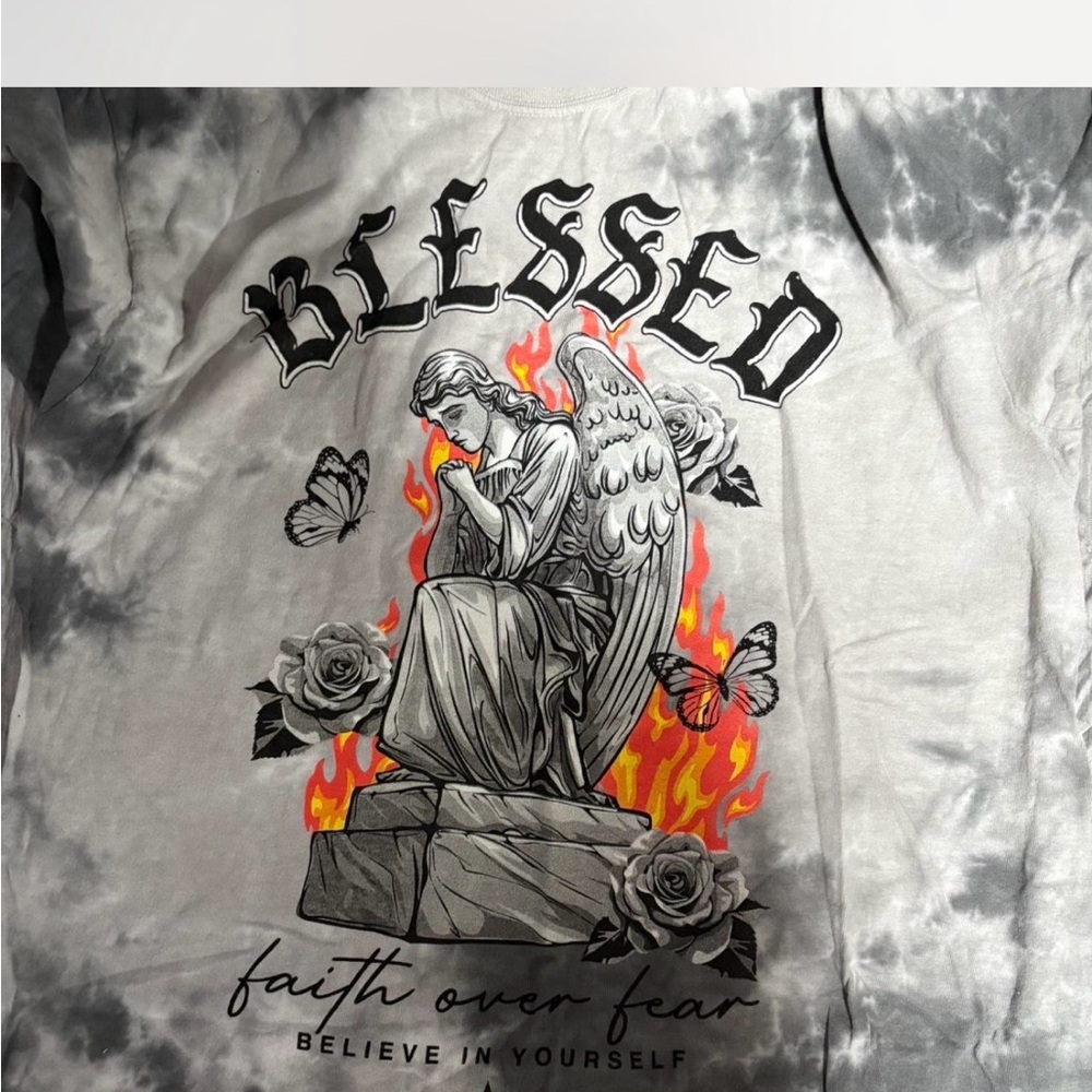 Faith Over Fear Long Sleeve Tee - Gray